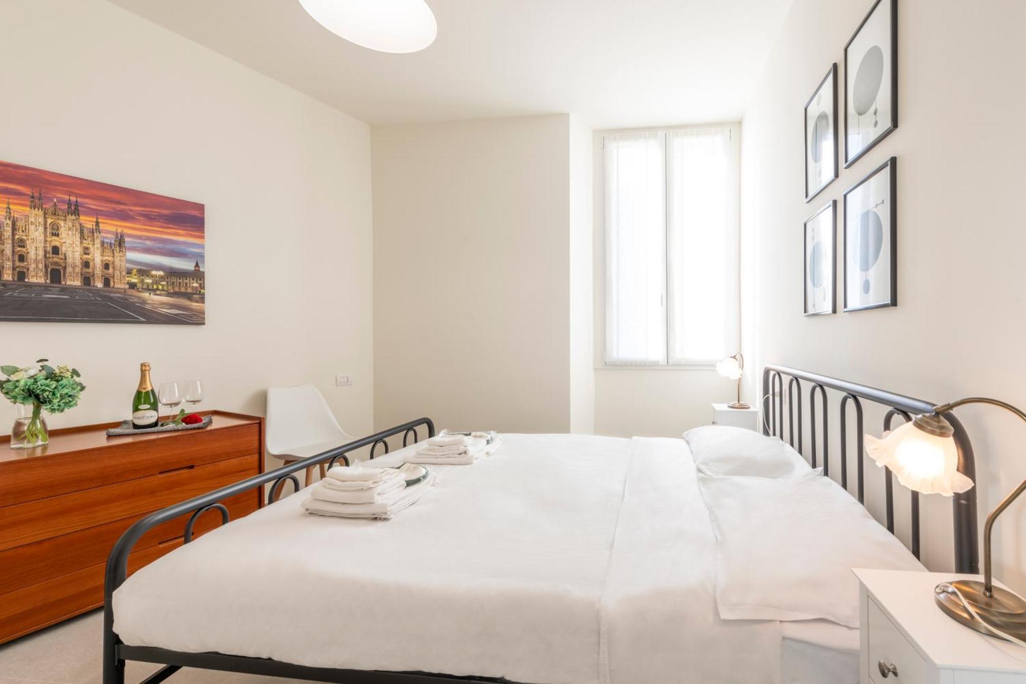 Maloja, 10 - Casa Maloja - Ampio Appartamento Milan Extérieur photo