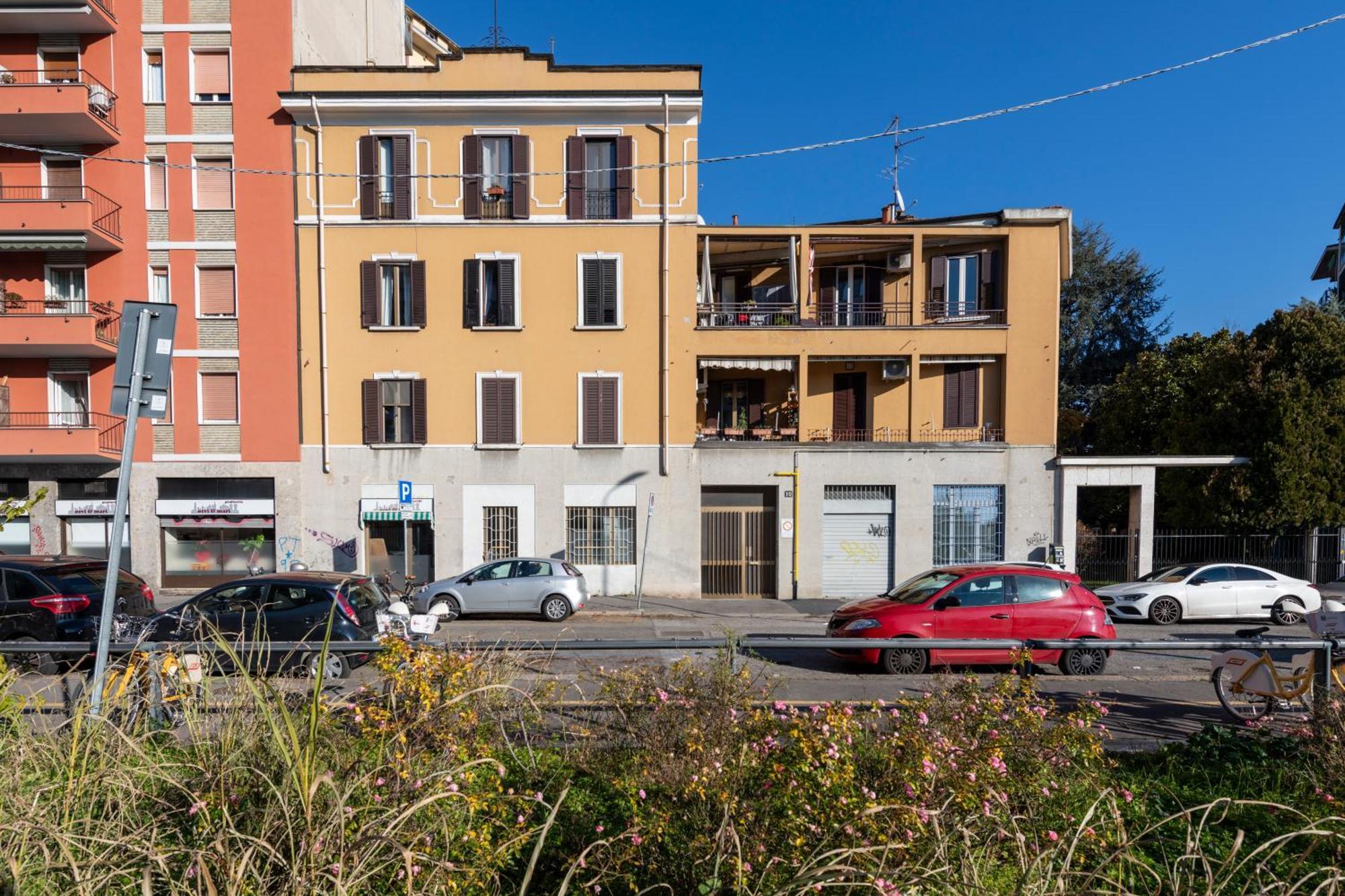 Maloja, 10 - Casa Maloja - Ampio Appartamento Milan Extérieur photo